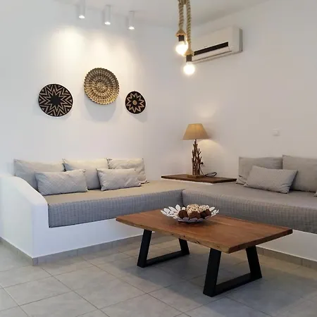 Dolphin Kastraki Apartahotel 3*
