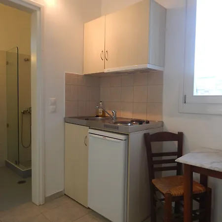 Dolphin Kastraki Aparthotel