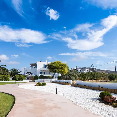 Dolphin Kastraki Aparthotel 4*