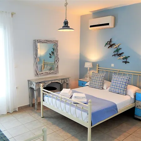 Dolphin Kastraki Apartahotel