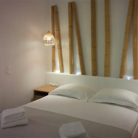 Dolphin Kastraki Aparthotel