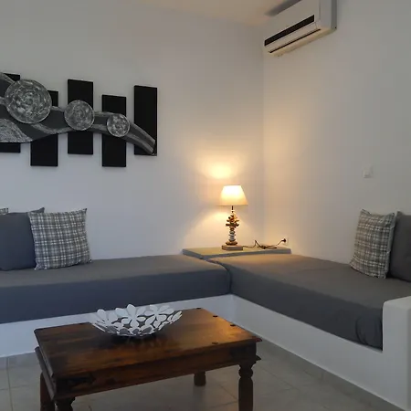 Dolphin Kastraki Aparthotel 4*