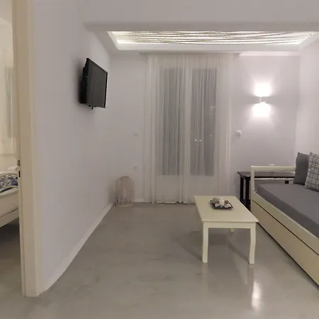 アパートホテル Dolphin Kastraki Kastrákion