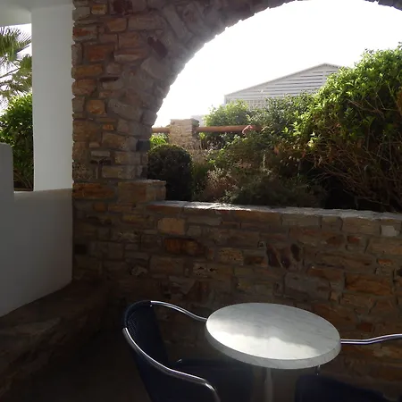 Dolphin Kastraki アパートホテル