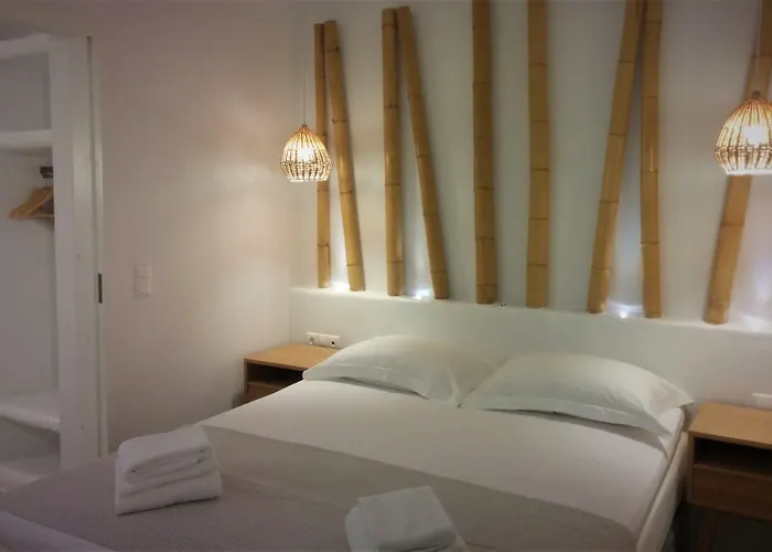 Dolphin Kastraki Aparthotel