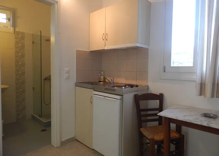 Dolphin Kastraki Aparthotel