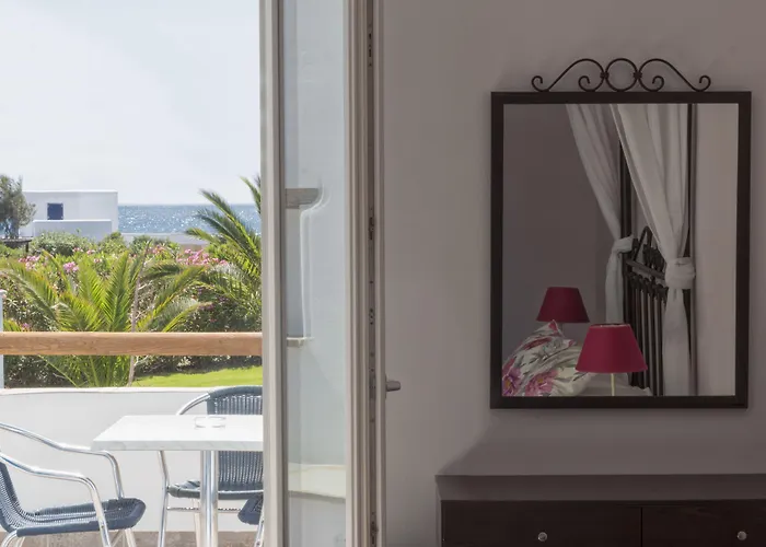 Dolphin Kastraki Кастраки