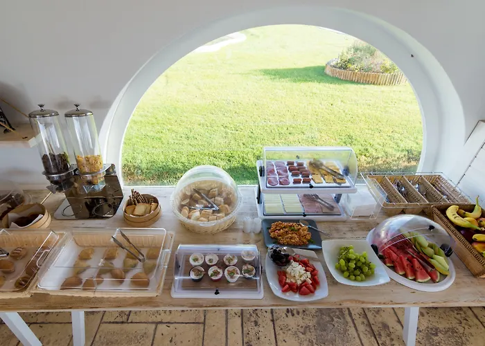 Dolphin Kastraki Aparthotel 4*