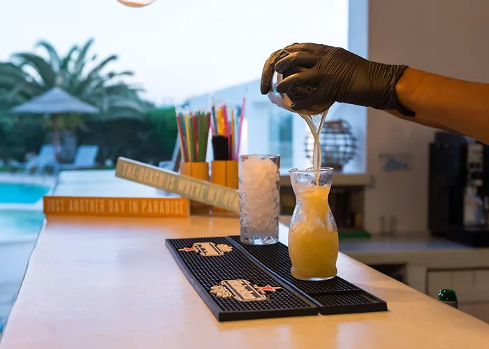 Апарт-отель Dolphin Kastraki 4*